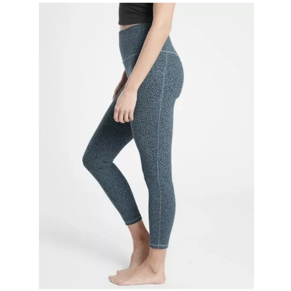 Athleta Salutation Stash II Textured Tight S Micro Cheetah Blue Navy